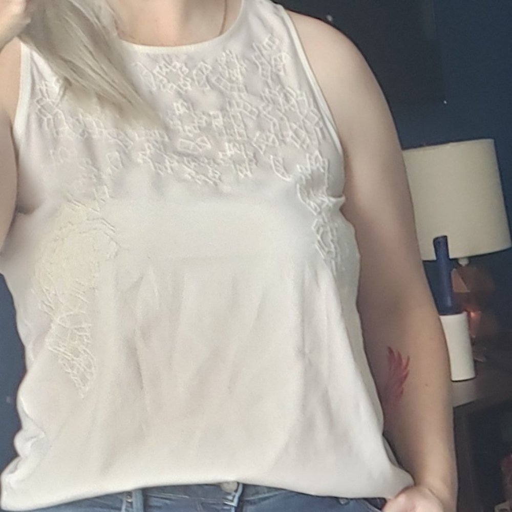 Loft Outlet *PETITE* Embroidered Tank